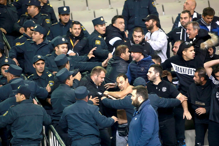 Ένταση μεταξύ οπαδών του ΠΑΟΚ και της Καραμπάγκ