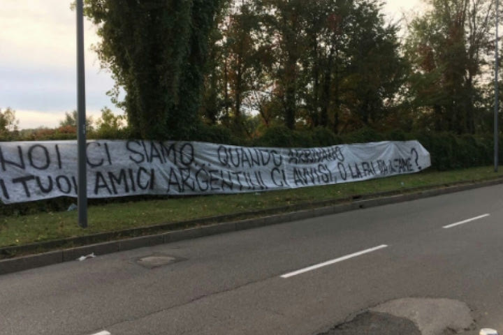 Στο σπίτι του Ικάρντι με απειλές 40 οπαδοί της Ίντερ