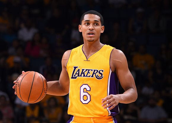 Ένας Laker τιμάει τον Καμερον Μουρ
