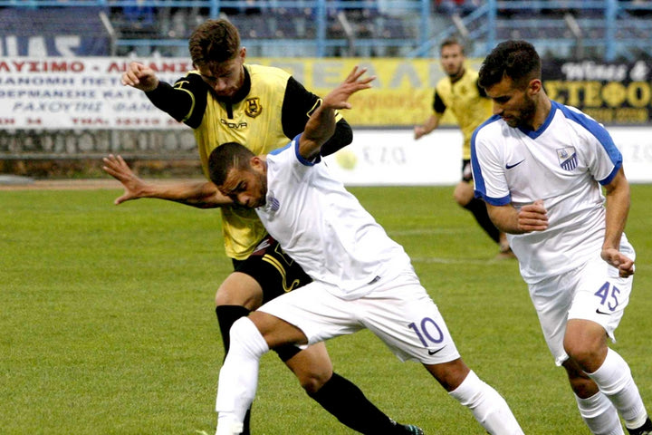 Με πέναλτι η Λαμία, 1-0 την Αναγέννηση Καρδίτσας