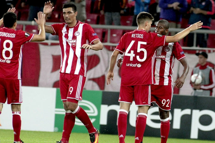 Πασιένσια στο Sport24.gr: “Πρώτος ο Ολυμπιακός, χαρούμενος ο Μπέντο”