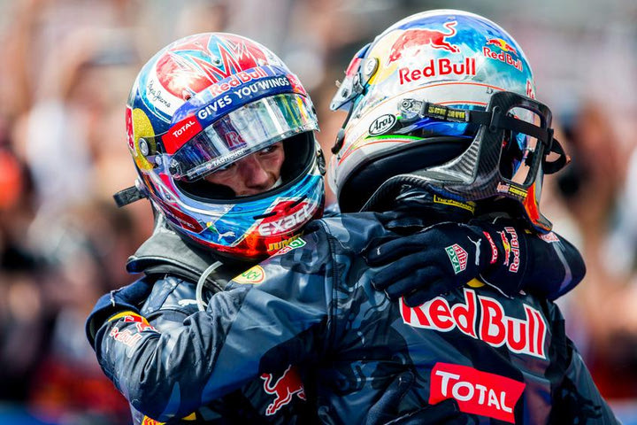 Νίκη Ricciardo στο 1-2 της Red Bull!