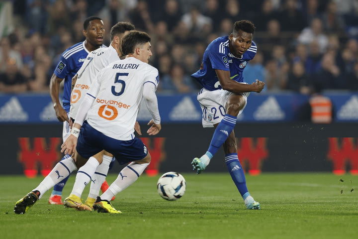 Τσάρλυ Προγνωστικά: Δύο καλά πληρωμένοι άσοι στο Σαμπιονά