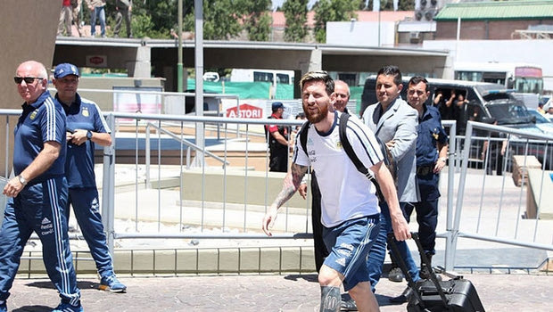 Εμετό εν ώρα πτήσης ο Μέσι