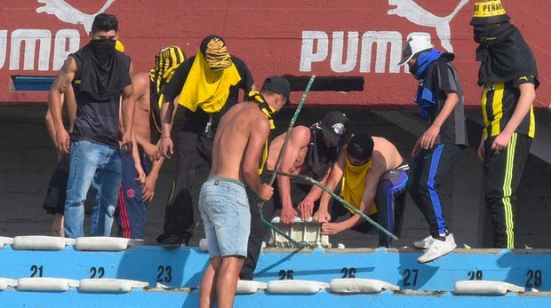 Επεισόδια και αναβολή στο Πενιαρόλ – Νασιονάλ