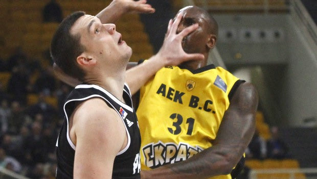 Σάκοτα – Βασιλειάδης “καθάρισαν” την Παρτίζαν