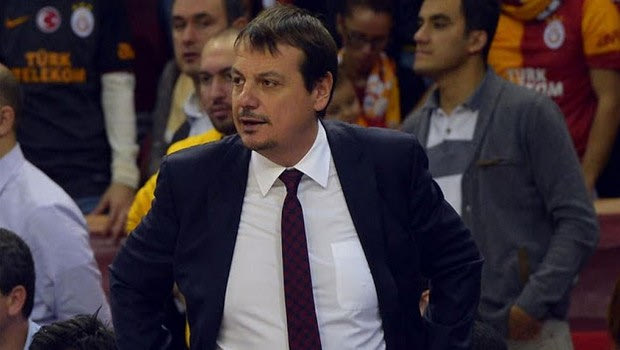 Ο Αταμάν δέχτηκε αποδοκιμασίες και αποχώρησε από τον πάγκο της Γαλατάσαραϊ