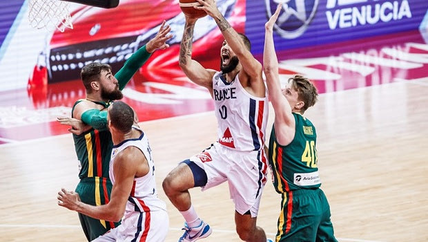 Γαλλία – Λιθουανία 78-75: Στους “8” με δίδυμο νίκης τους Ντε Κολό, Φουρνιέ