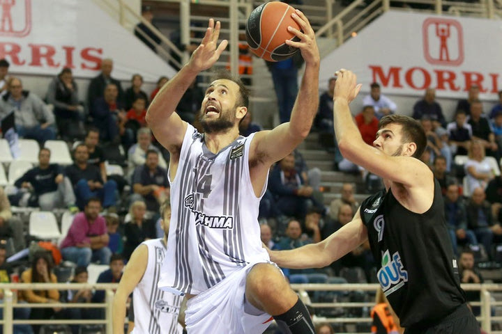 Υπέγραψε στο Ρέθυμνο ο Γλυνιαδάκης