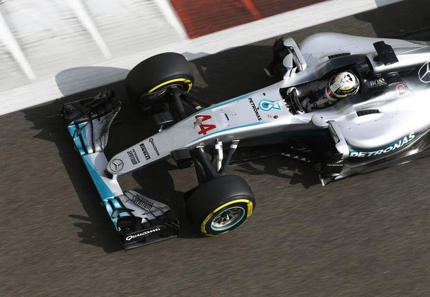 O Hamilton στην pole του Abu Dhabi