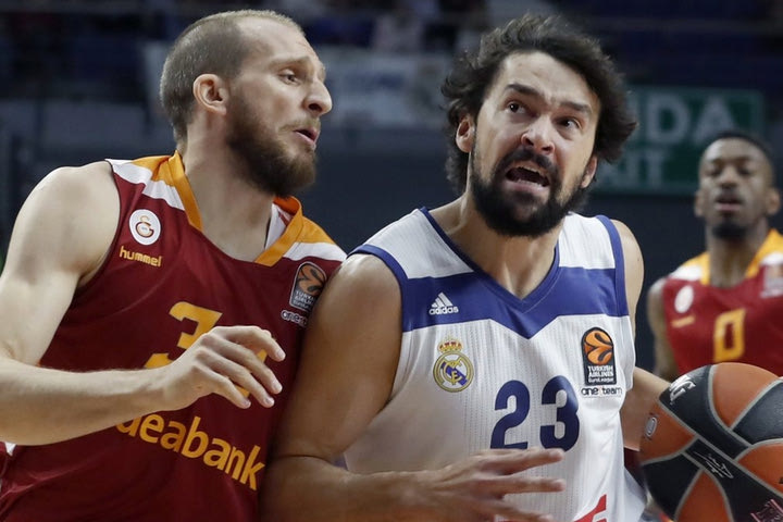 Με Γιουλ και Ρούντι η Ρεάλ Μαδρίτης νίκησε δύσκολα την Γαλατά