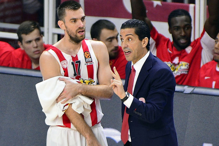 Όποιος μπορεί, θα παίζει
