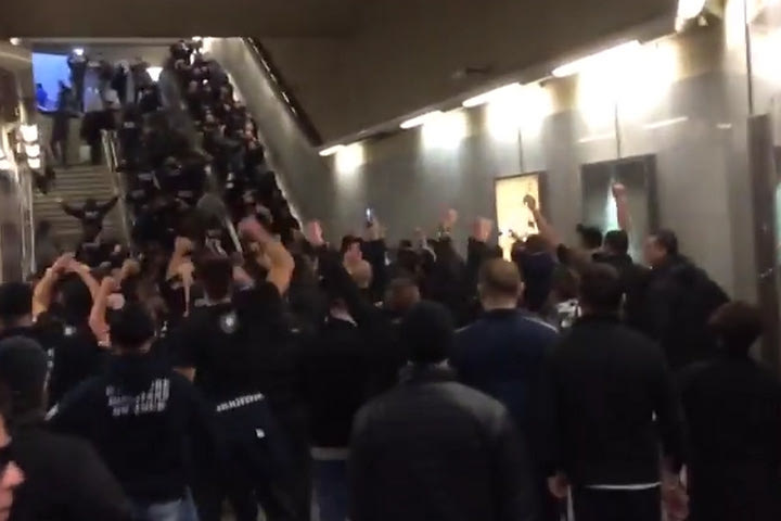 Οι… μαυροφορεμένοι οπαδοί της Βοσνίας!