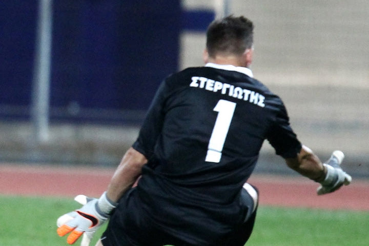 Στεργιώτης: “Όλοι βλέπουν το ύψος μου και με ρωτάνε ‘είσαι τερματοφύλακας;'”