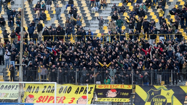 Ένταση στο “Κλ. Βικελίδης” με γυναίκα που φορούσε σκούφο του ΠΑΟΚ