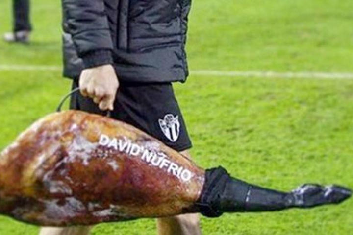 Με τσάντα “χαμόν” ο γιατρός της Γκιχουέλο