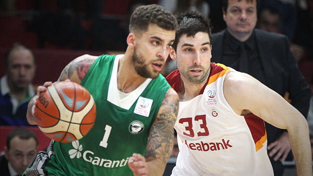 Εντυπωσιακό “διπλό” της Νταρουσάφακα