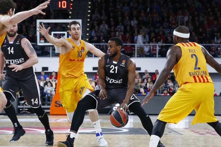 Τρίτη σερί νίκη για Μπάμπεργκ, 85-65 την Μπαρτσελόνα