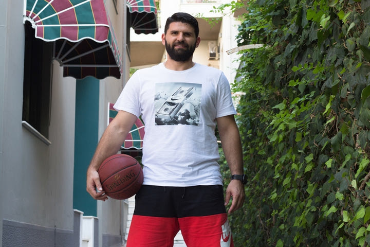 Η έκπληξη του Ήφαιστου στον Παπαμακάριο