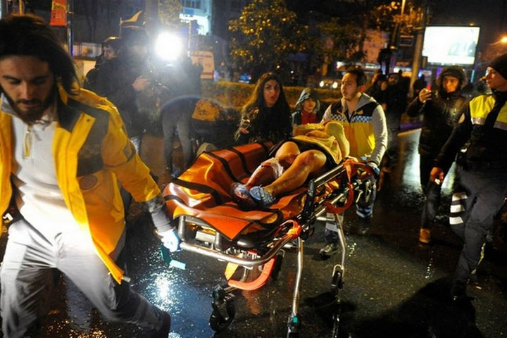 Μακελειό στην Κωνσταντινούπουλη: Αντί για ευχές, θρήνος στις τουρκικές ομάδες