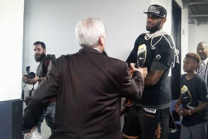 Ο ΛεΜπρόν έφτασε εκεί όπου δεν μπορούσε