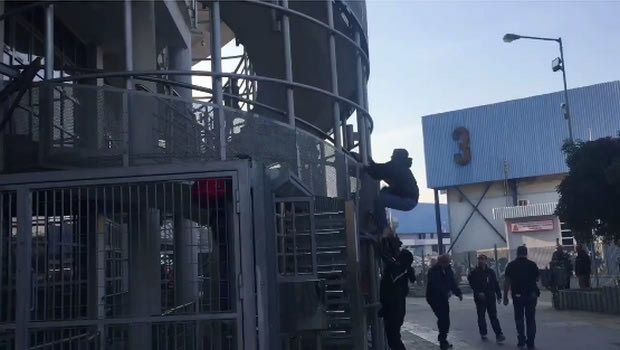 VIDEO: Το ντου των οπαδών του Άρη στο Nick Galis Hall