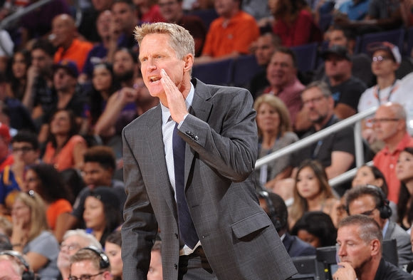 Κρεσέντο από “F… you” και αποβολή για Steve Kerr!