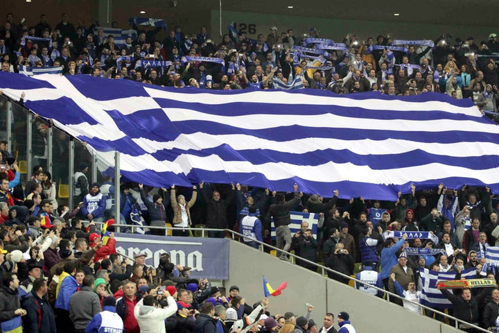 Πάνω από 2.500 Έλληνες στο πλευρό της Εθνικής μας!