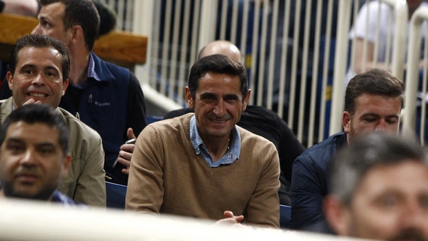 Στο κλειστό του ΟΑΚΑ, για το ΑΕΚ-Παναθηναϊκός, ο Χιμένεθ