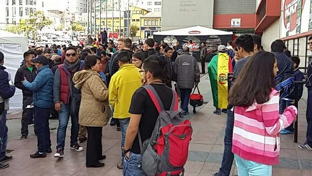 Απογοήτευση στη Βολιβία για Μέσι