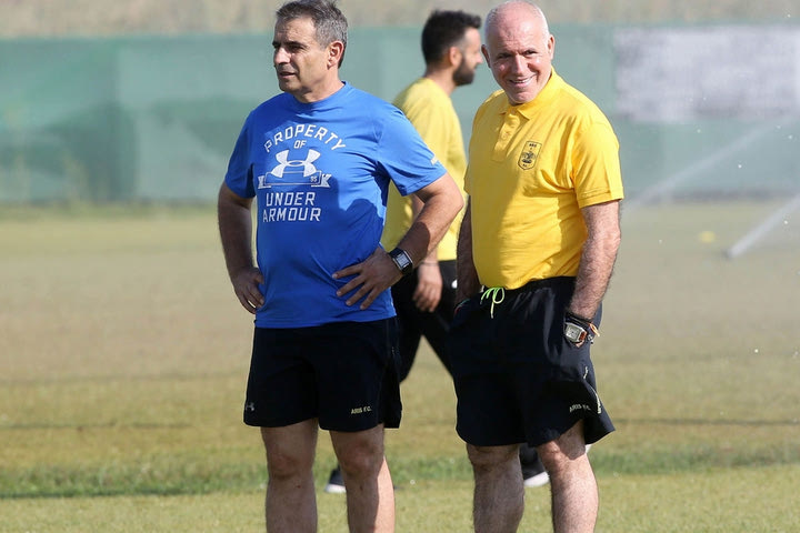 Βγήκαν “μαχαίρια” στον Άρη