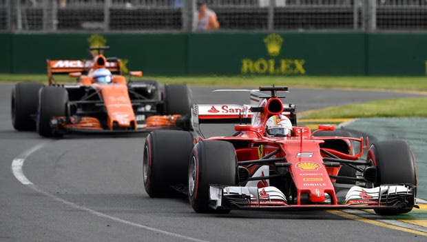 Vettel: Τα βάζει με την ισορροπία και τους επικριτές