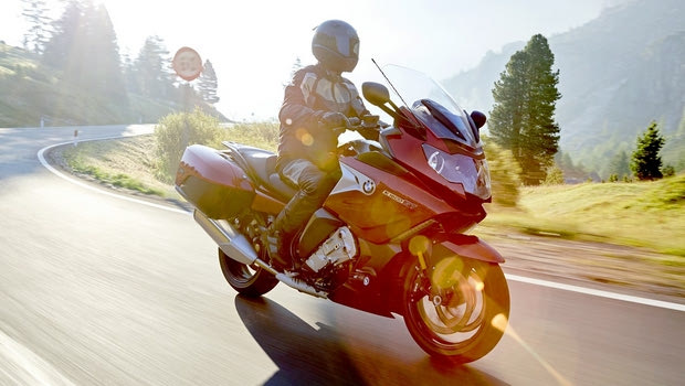 Η άνοιξη εμπνέει τη BMW Motorrad