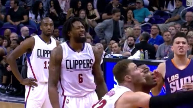 Απίστευτη αντίδραση του DeAndre Jordan σε άστοχη βολή του!