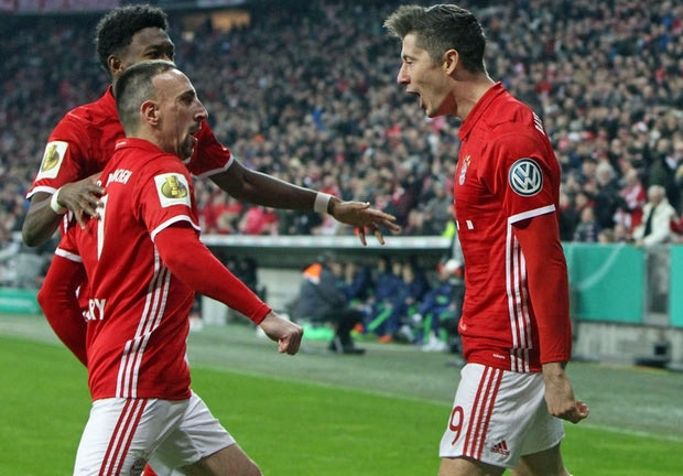 Η Μπάγερν απέκλεισε τη Σάλκε