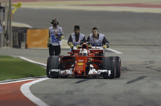 Τι πήγε στραβά με τη Ferrari;