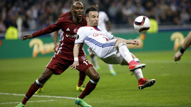 Ανατροπή με γκάφα η Λιόν, 2-1 την Μπεσίκτας