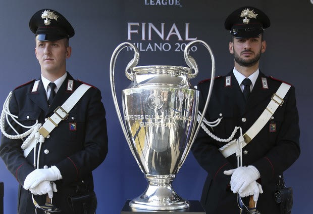 Τελικοί Champions League και Europa League την ίδια εβδομάδα