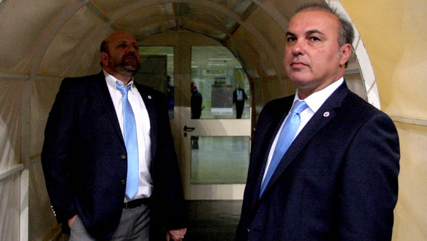Ελληνιάδης: “Δύσκολο να χάσει ο Ολυμπιακός με τον κόσμο στο πλευρό του”