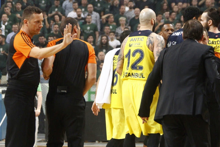 Επίσημη διαμαρτυρία του Παναθηναϊκού στην EuroLeague για τη διαιτησία του ΟΑΚΑ