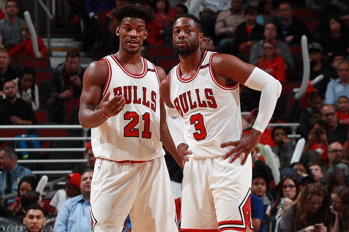Wade στον Butler στο Instagram: “Ξαναγράψε με κεφαλαία στη γυναίκα μου…”