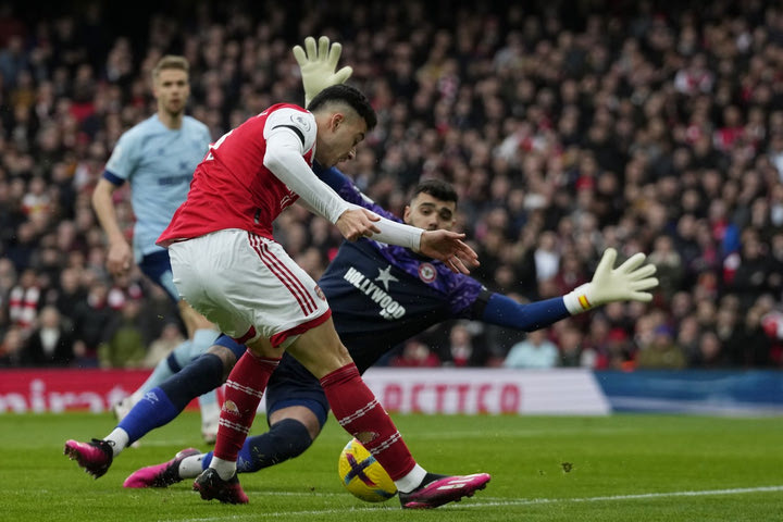 Premier League: Η βαθμολογία μετά την ισοπαλία της πρωτοπόρου Άρσεναλ κόντρα στην Μπρέντφορντ