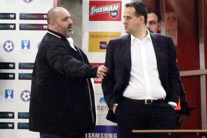 Καραπαπάς: “Τα αίματα στο πρόσωπο του φροντιστή μας”