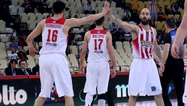 Ο Ολυμπιακός “σφράγισε” το πλεονέκτημα και κέρδισε τον Γιανγκ
