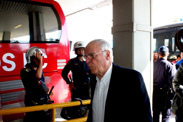 Θεοδωρίδης: “Κύπελλα έχουμε όσα θέλουμε, τους χαρίζουμε ένα”