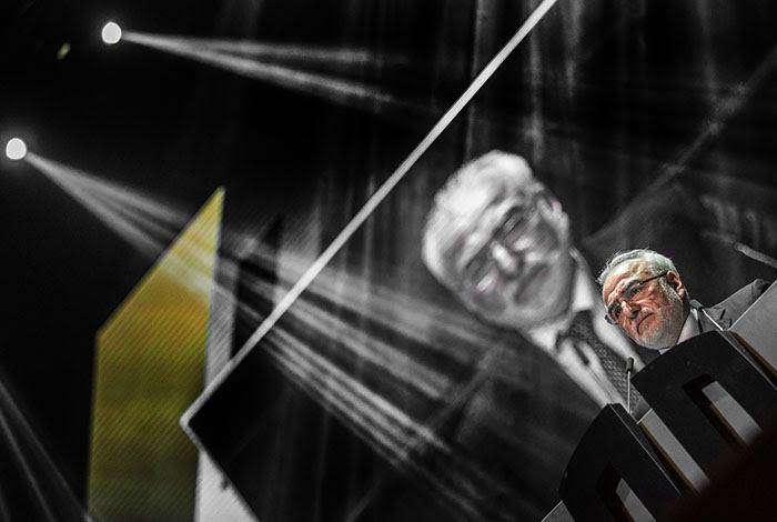 Οι ευχές του Ιβάν Σαββίδη