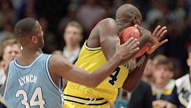 Πέρασαν 24 χρόνια από το ιστορικό λάθος του Webber στον τελικό του NCAA
