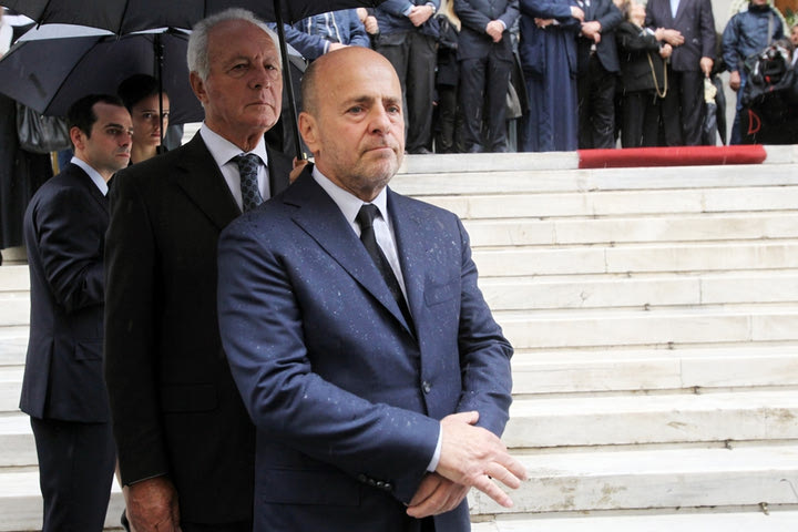 Αναχωρεί για τη Σαντορίνη ο Αλαφούζος
