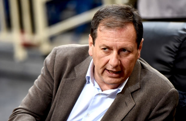 Στο γραφείο του Μανωλόπουλου ο Αγγελόπουλος