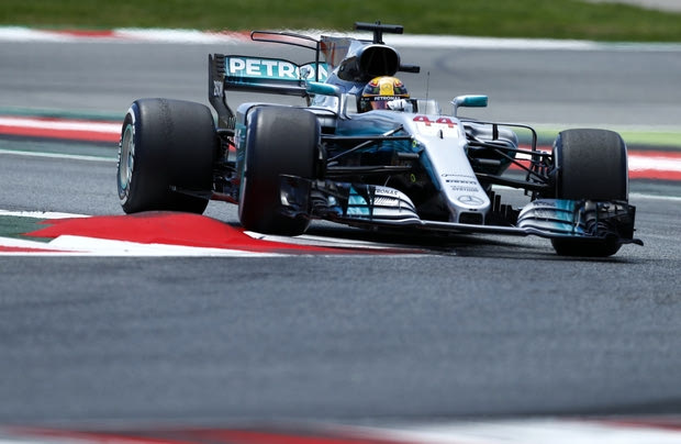 GP Ισπανίας: Νίκη στρατηγικής από Hamilton